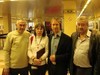 на съезде РАНМ слева на право: Геннадий Лобанов -целитель, Елена Парецкая, Геннадий Гончаров - основатель школы гипноза и Целитель.